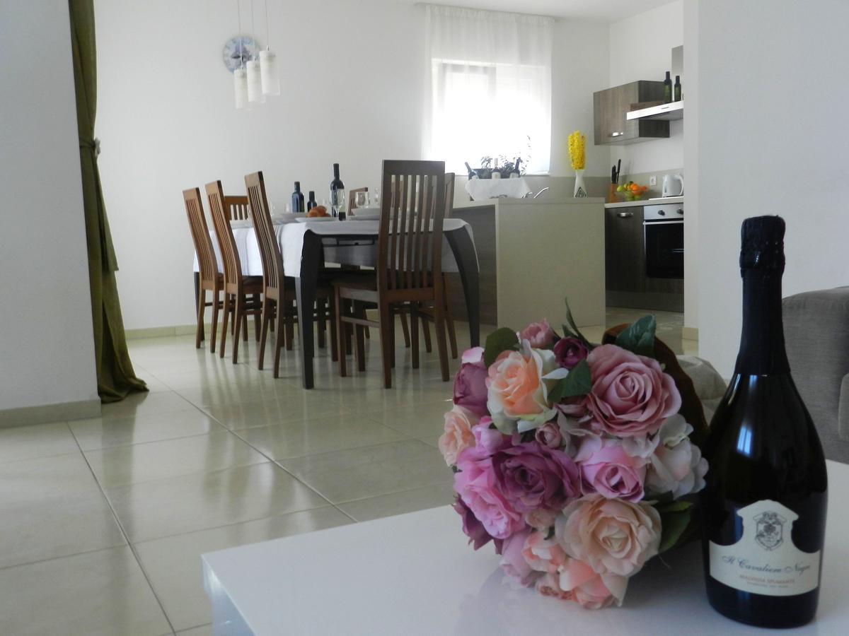 Villa Smilje Yourcroatiaholiday Drenje  ภายนอก รูปภาพ